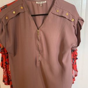 🛍 Bundle 3 for $15 🛍 Blush blouse